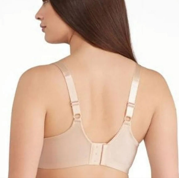 Olga 40DD Bra Model 35002 - Picture 2 of 3